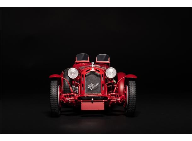 Italeri 1:12 Alfa Romeo 8C 2300 ITALERI 1:12  Roadster